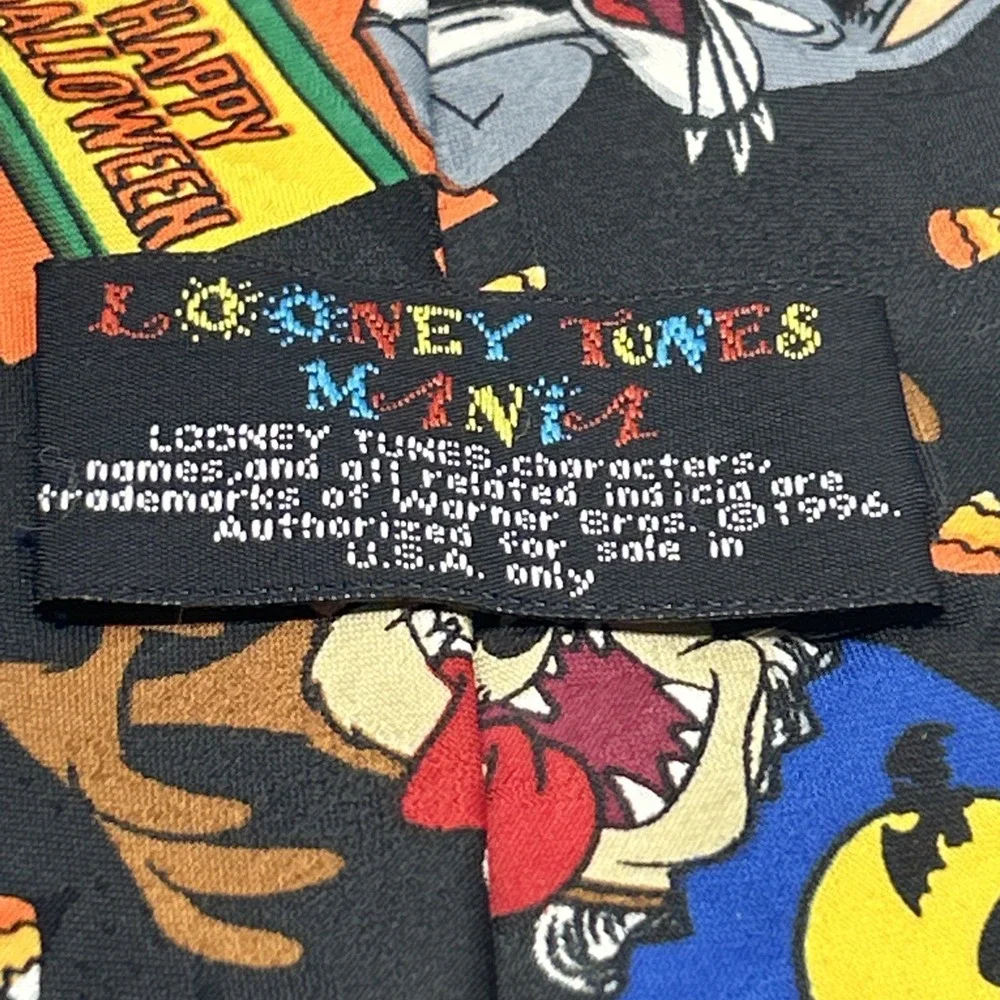 Vintage 1996 Looney Tunes Mania Halloween Tie Bugs Bunny Taz Warner‎ Bros